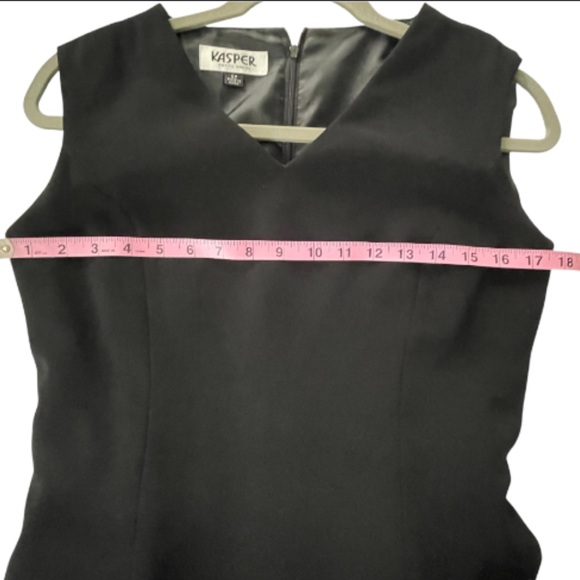 Kasper Classic Sleeveless Black Dress - Picture 7 of 10